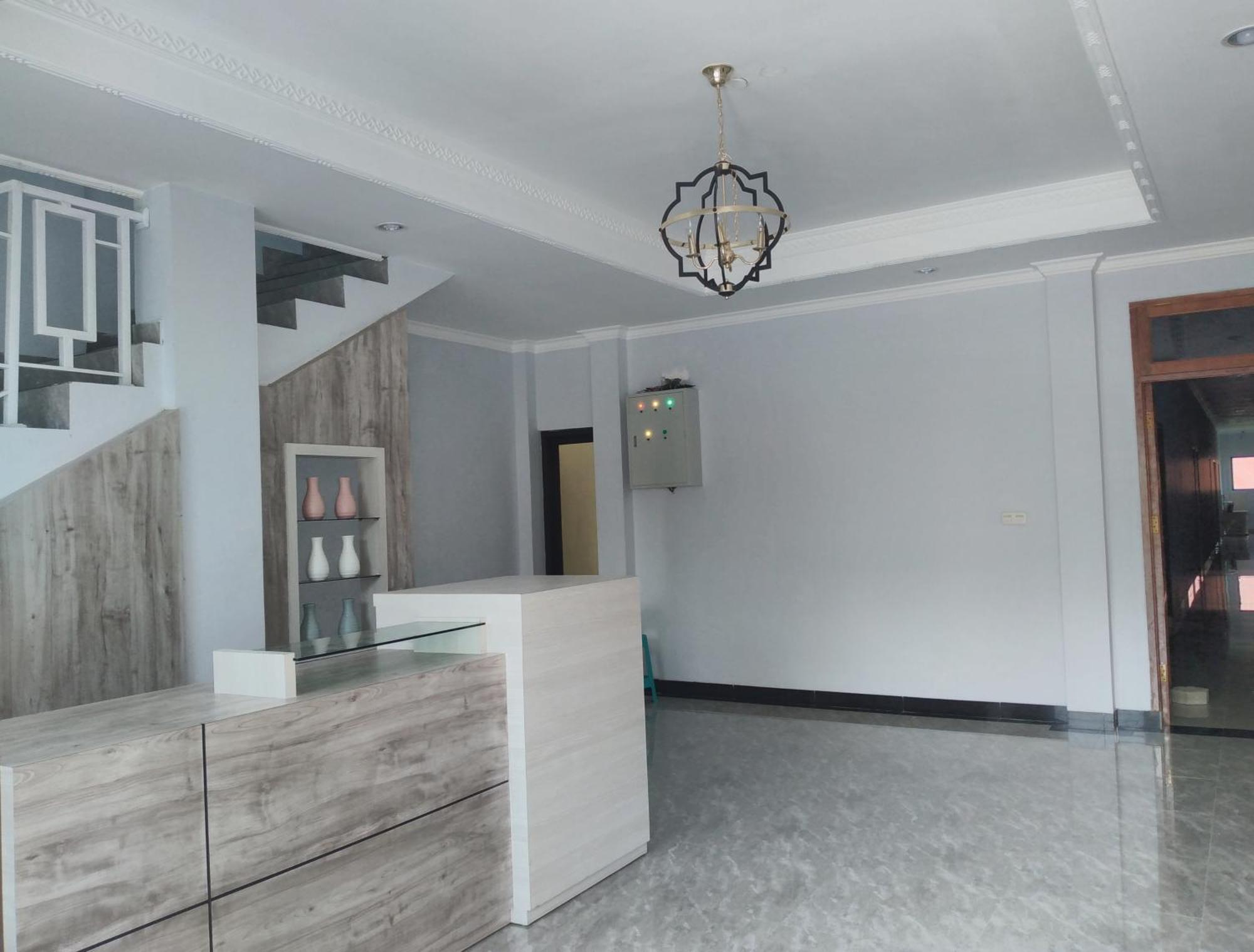 Grha Raf Homestay 마칼레 외부 사진